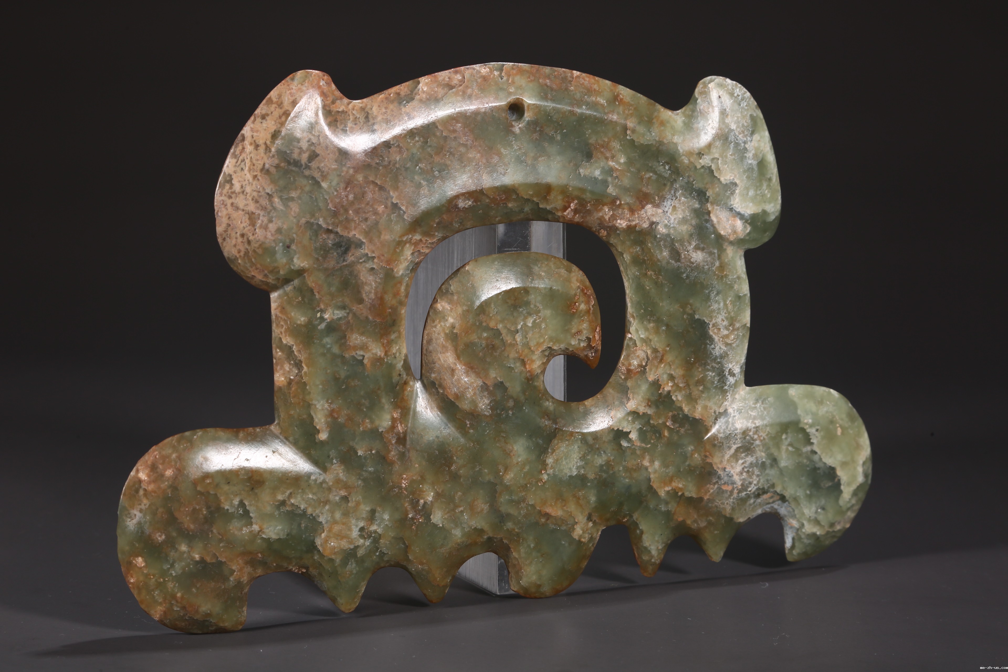 红山文化 勾云形玉佩