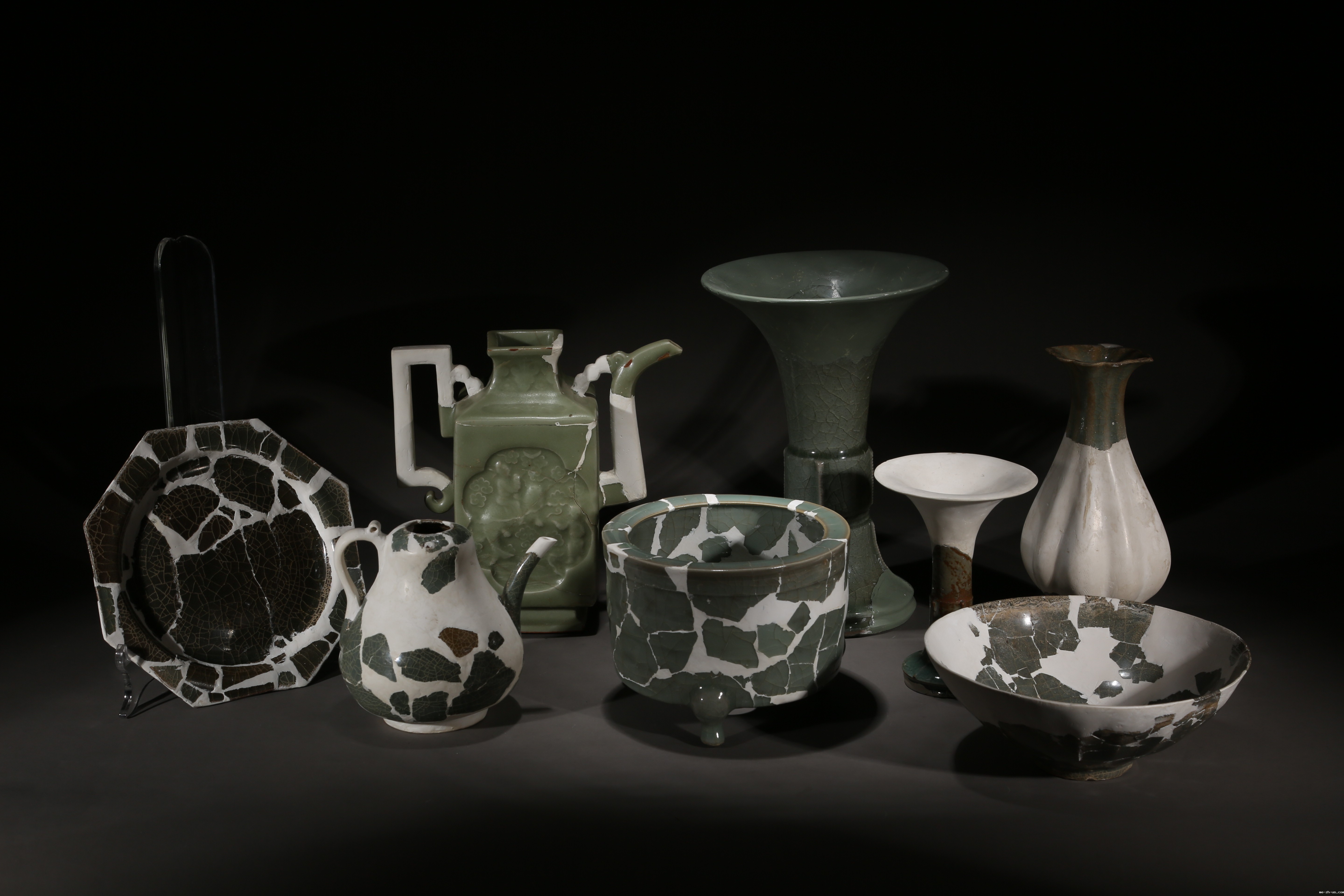 片玉归昆———潘爱华龙泉窑瓷器修复展