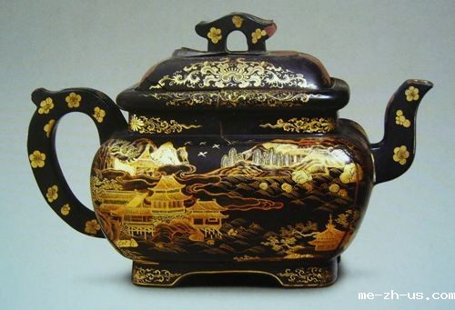 <strong>紫砂寓乾坤</strong>